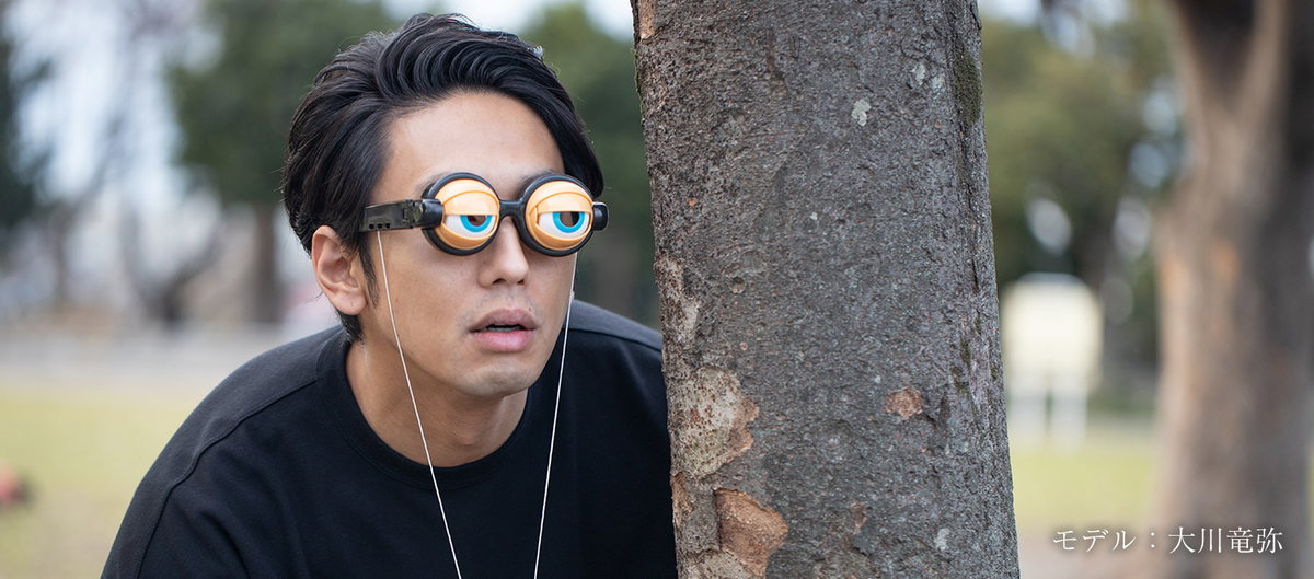 誇張した自称日本一のフリー素材モデル「大川竜弥」の場合