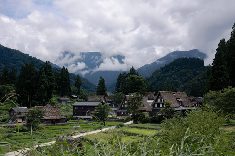 相倉の合掌造り集落の様子の写真素材
