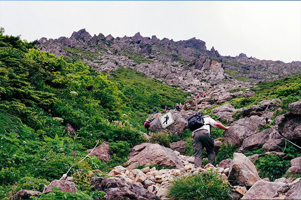 早池峰山