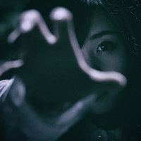 暗闇から伸びる手がみぃつけたぁ～恐怖の捕まる瞬間の写真