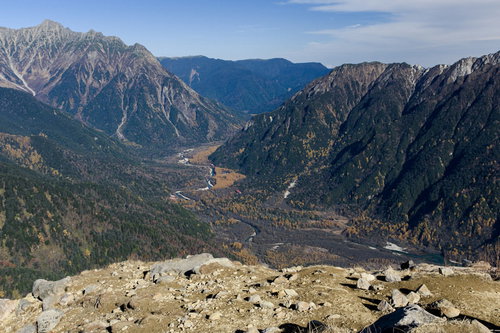 唐松紅葉の山脈（上高地）