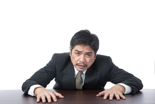 社運をかけたプロジェクトがリークされて絶望する責任者