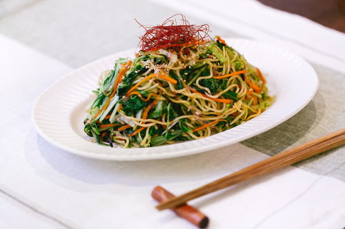 シャキシャキ野菜がかさ増し！「大盛りダイエット焼きそば 」