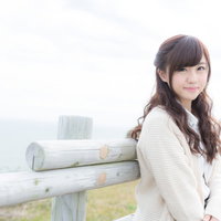 いすみ市の公園で笑顔を見せるロケ地ポートレート撮影の写真