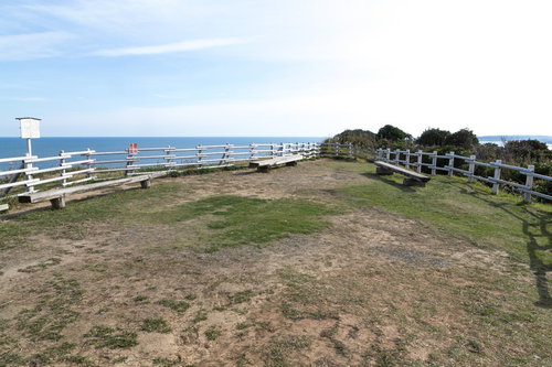 太東崎灯台がある海岸の公園の眺望と広場、房総半島の海景色