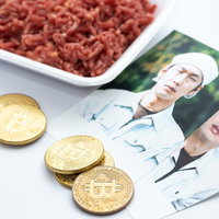 生産者の顔が見えるミンチ肉がビットコインで取引されるの写真
