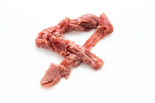 細切れ肉で作った数字の4