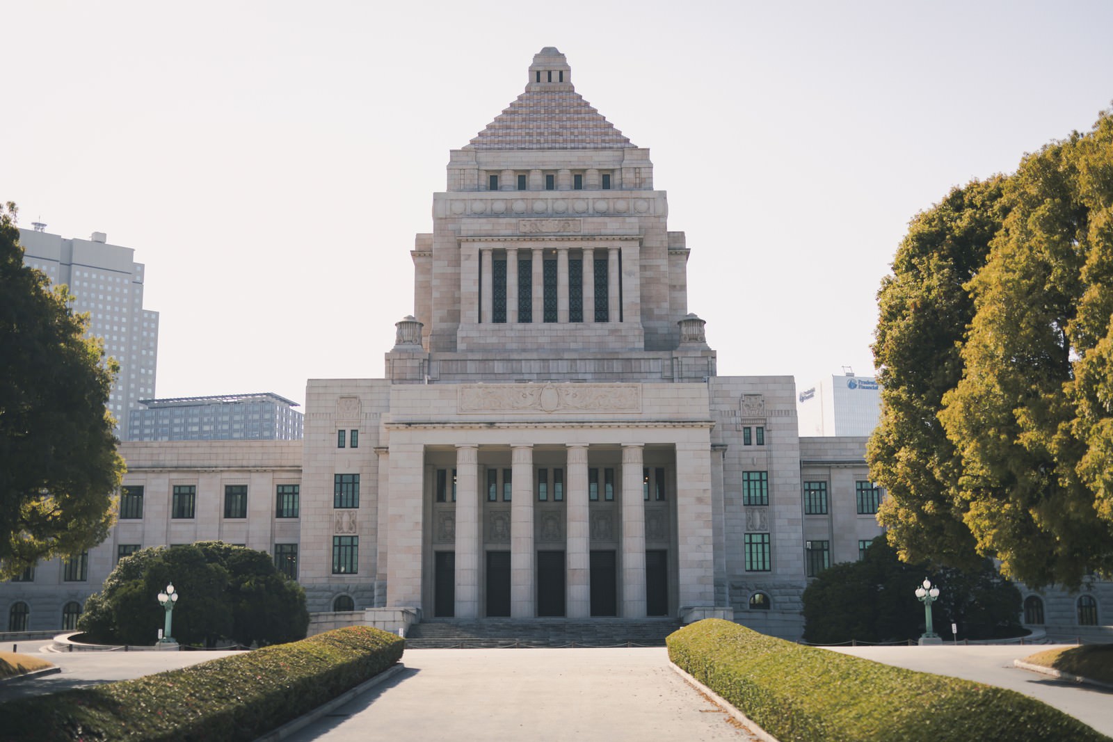 国会議事堂の正面外観