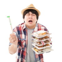 おい、コンビニ店員よ。俺は弁当を５個買ってんだぞ？何故箸を...1膳しか入れない。だが店員よ...お前は正しい。圧倒的に正しい。の写真