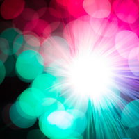 ピンク×シアン×光線のグラスファイバーと玉ボケの写真