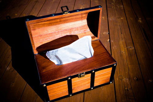 宝箱をあけたらティッシュだった！勇者は賢者になった！