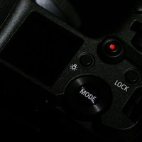CANON EOS Rミラーレス一眼レフカメラの上面の写真