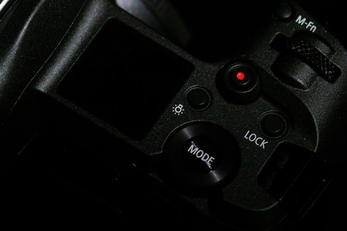 CANON EOS Rミラーレス一眼レフカメラの上面