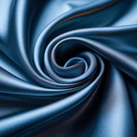 ロイヤルブルーのサテンファブリックのドレープ表現の写真