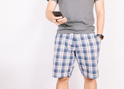 4.7インチのスマートフォンは片手操作が楽