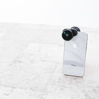 iPhone に取り付けて360度撮影ができるレンズの写真