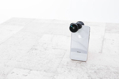 iPhone に取り付けて360度撮影ができるレンズ