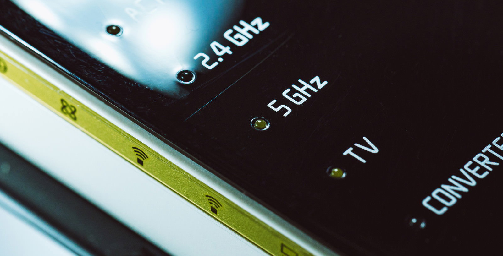 Wi-Fi Router Side Panel Showing 2.4GHz and 5GHz — Free Stock Photo ...