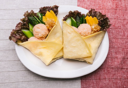 野菜ドレッシングで食べる「明太ポテトと野菜のベジクレープ」