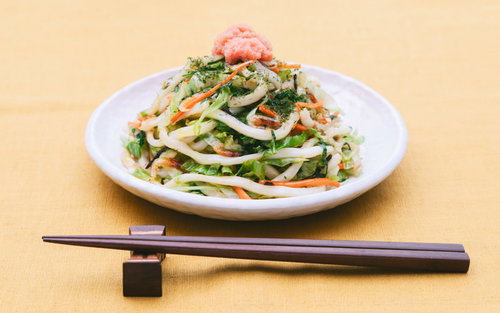 野菜でかさ増し食べて満足！「大盛りダイエット焼きうどん 」