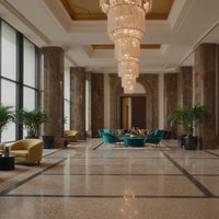 高級ホテルの広々としたロビーの写真