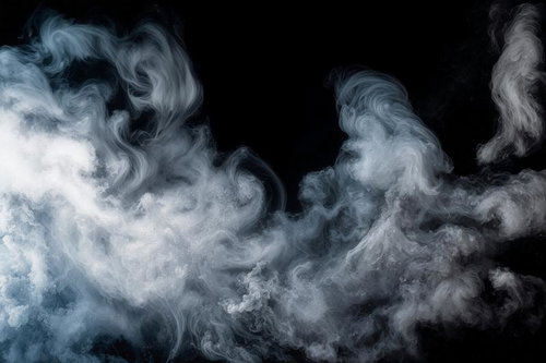 黒背景に立ち上がる白い煙