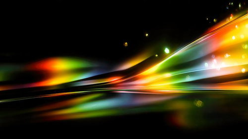 色彩が織りなす光の軌跡と虹色の波動スペクトル