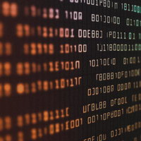 コードで構成された情報の迷宮空間の写真