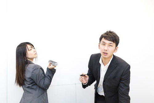 「アンタのプレゼン全然ダメ！」と上司に指摘される新入社員