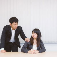 意を決して「今夜飲みに行かない？」と誘ったら秒速で断られた元取締役の写真