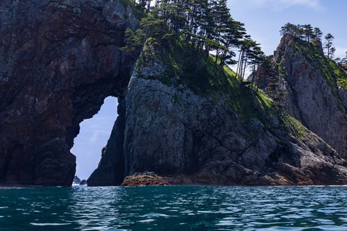 岩手県北山崎にある奇岩怪石と海食洞・自然アーチ