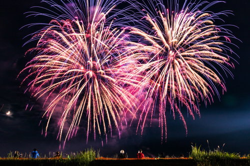 大曲の打ち上げ花火（秋田県大仙市）