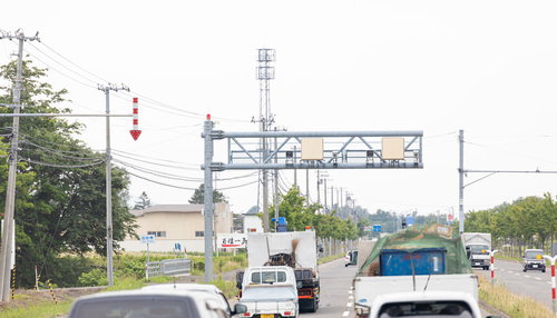 自動速度取締機の前に渋滞