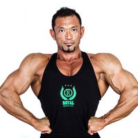 ボディビルダーのラットスプレッド・フロントポーズの写真