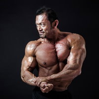 1000万パワーを誇る超人ボディビルダーの写真