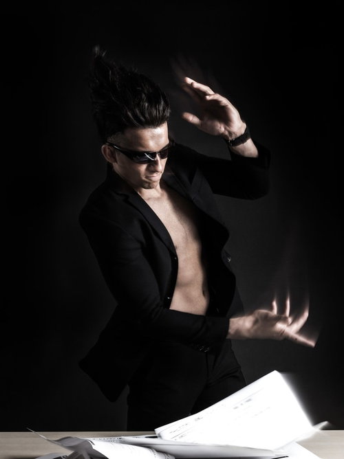 ゴミのようなプレゼン資料を突如叩きつける常駐のWebマーケッター