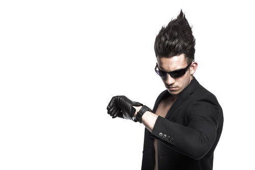 時計を確認するエージェント