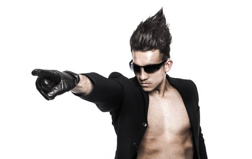 ペナルティ解除に全速力で対応しろと指示を出すWeb担当者