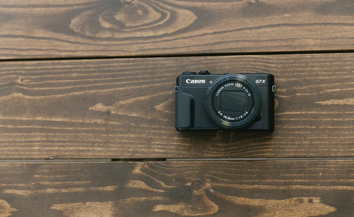 コンパクトで高性能なコンデジ Canon G7X