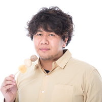 太りたいならコンビニでおでんを大量に買いなさい、と語る男性の写真