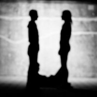 「U」のアルファベット（人文字）の写真