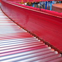 青空の下のローラーすべり台の写真