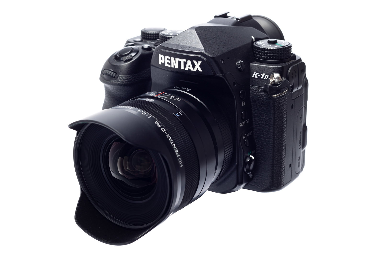 PENTAX K-1 MarkIIに広角レンズを装着したカメ