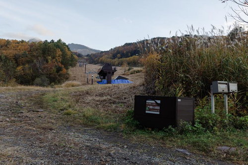 磐梯山の裏磐梯登山口からのリフトと登山道