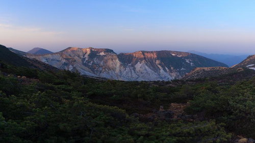 舟明神で見る安達太良山の朝焼け風景と登山トレッキング