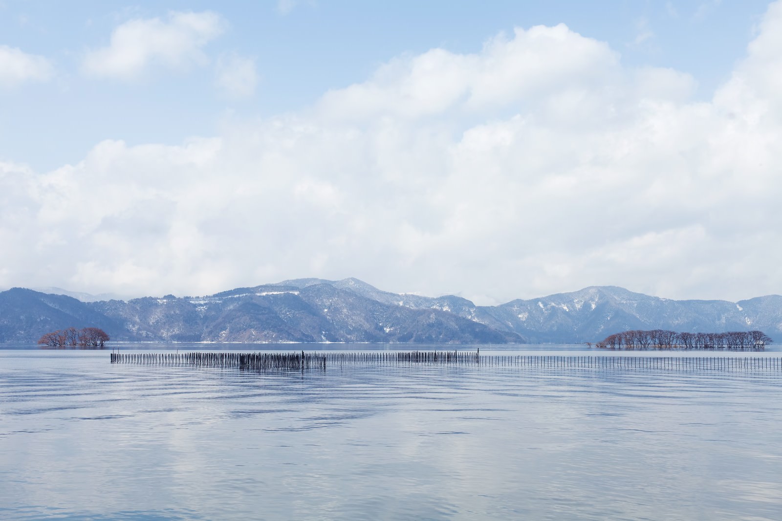 湖北町から見る琵琶湖の風景
