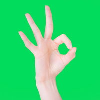OKサインを出す手のジェスチャー（グリーンバック）の写真