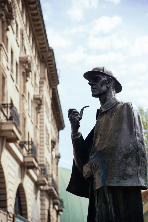 ロンドンにあるシャーロックホームズの像