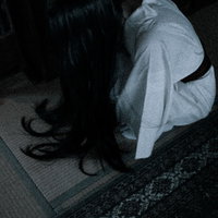 長い髪の幽霊の隠された恐怖の物語と怨霊の呪いの写真