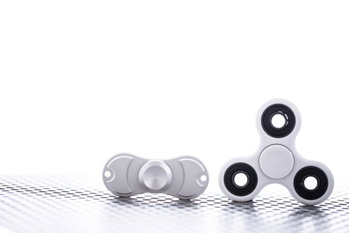 2翼と3翼のハンドスピナー